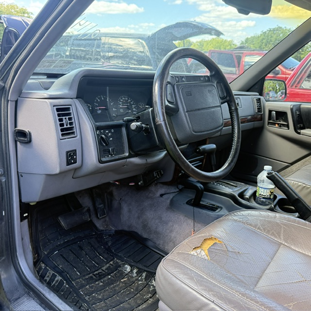 jeep grand cherokee 1993 1J4GZ78Y1PC544405 image jeep grand cherokee 1993 1J4GZ78Y1PC544405 image